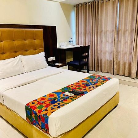 Hotel Embassy Park - Bkc Mumbai Luaran gambar