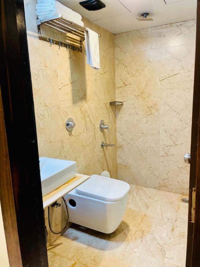 Hotel Embassy Park - Bkc Mumbai Luaran gambar