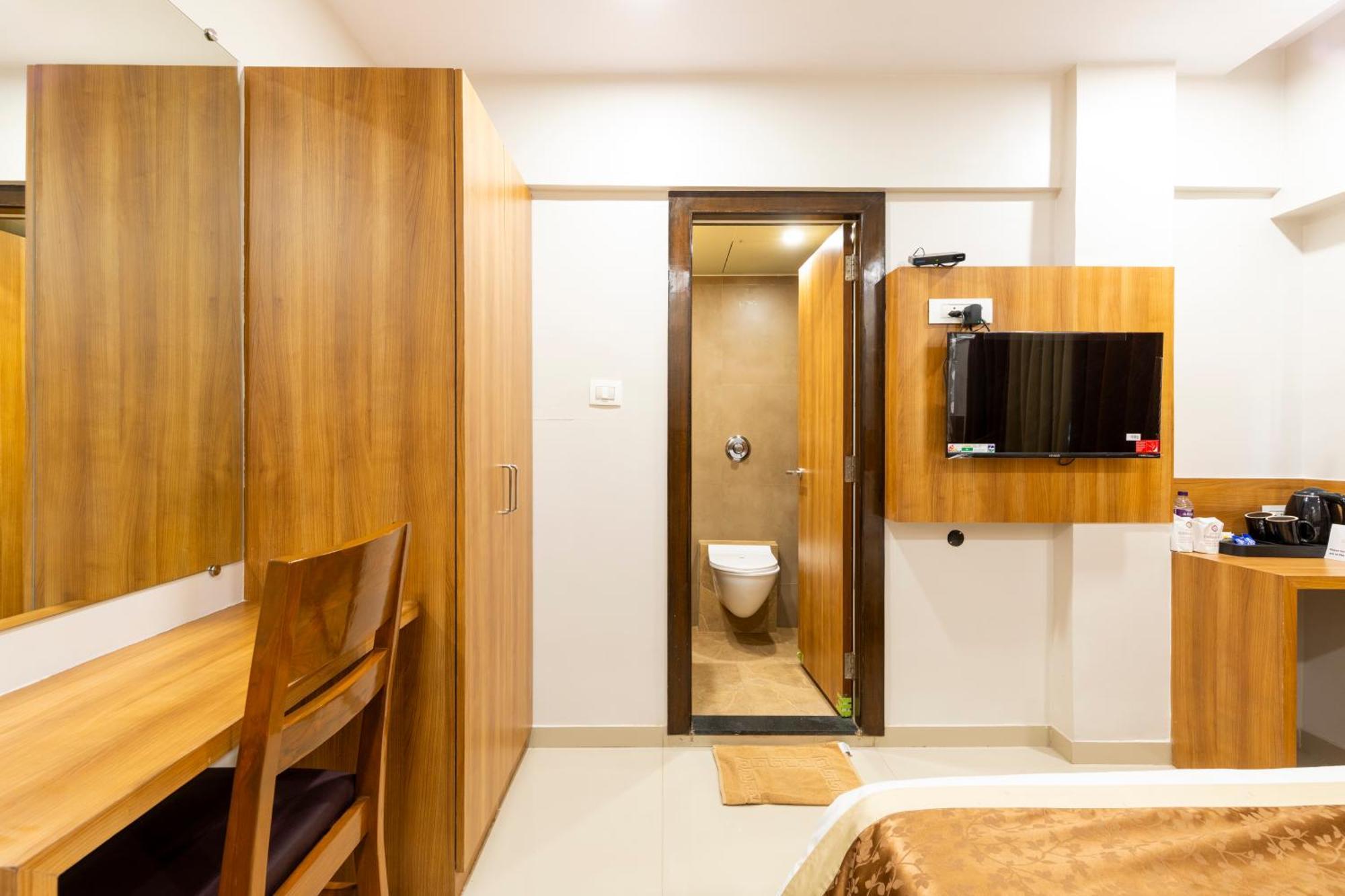Hotel Embassy Park - Bkc Mumbai Luaran gambar