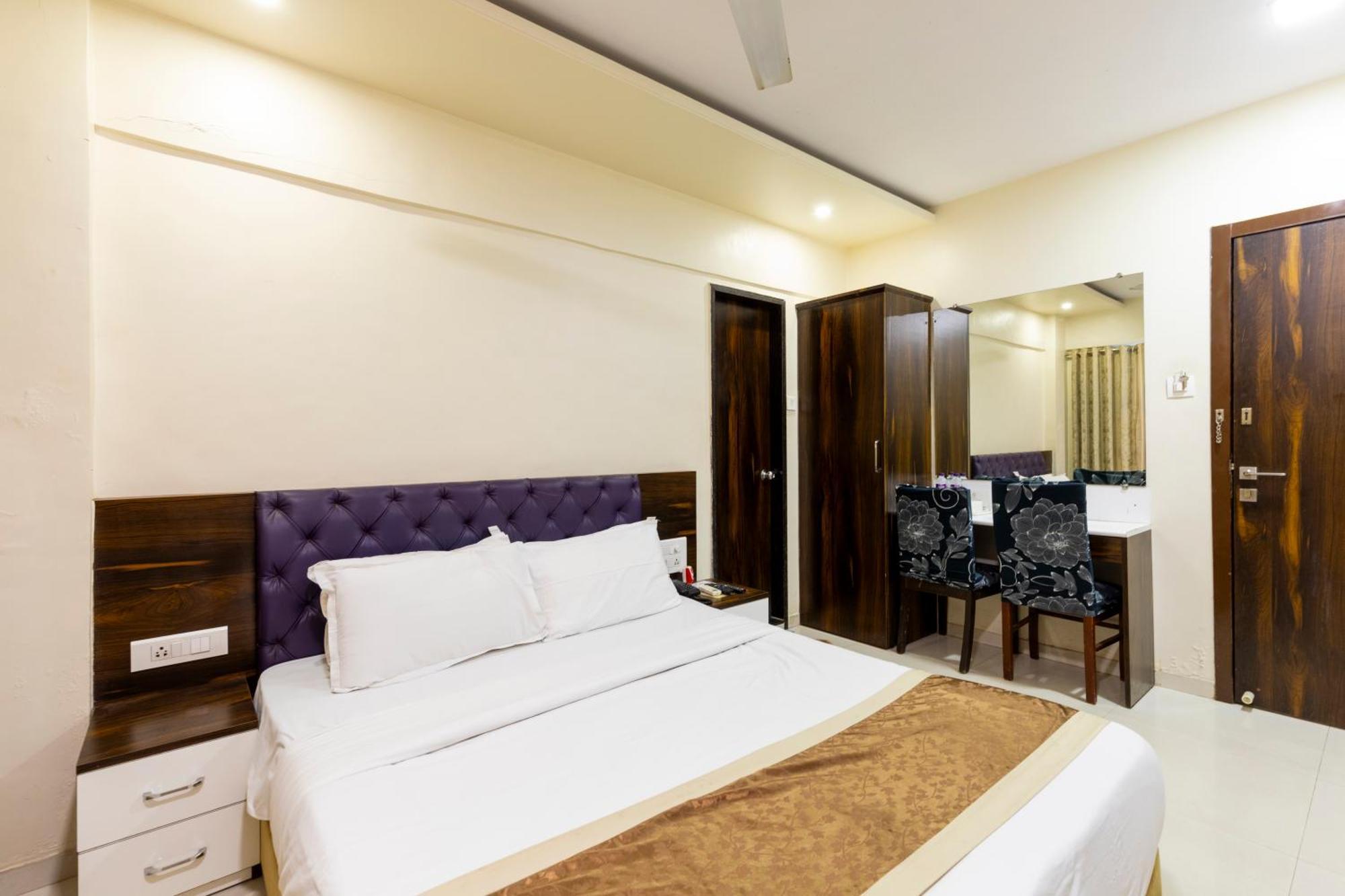 Hotel Embassy Park - Bkc Mumbai Luaran gambar