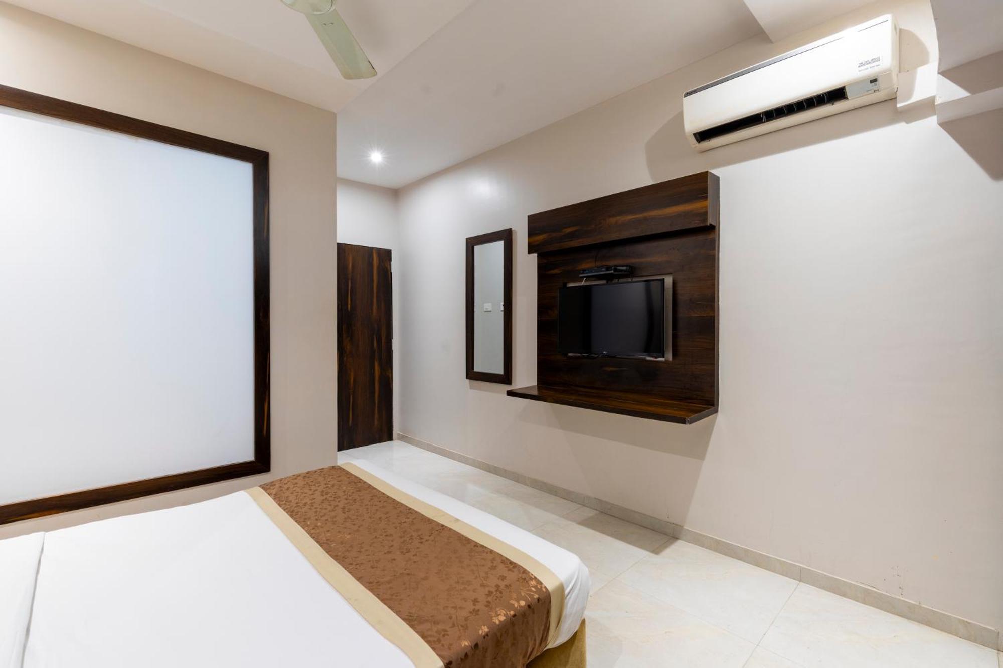 Hotel Embassy Park - Bkc Mumbai Luaran gambar