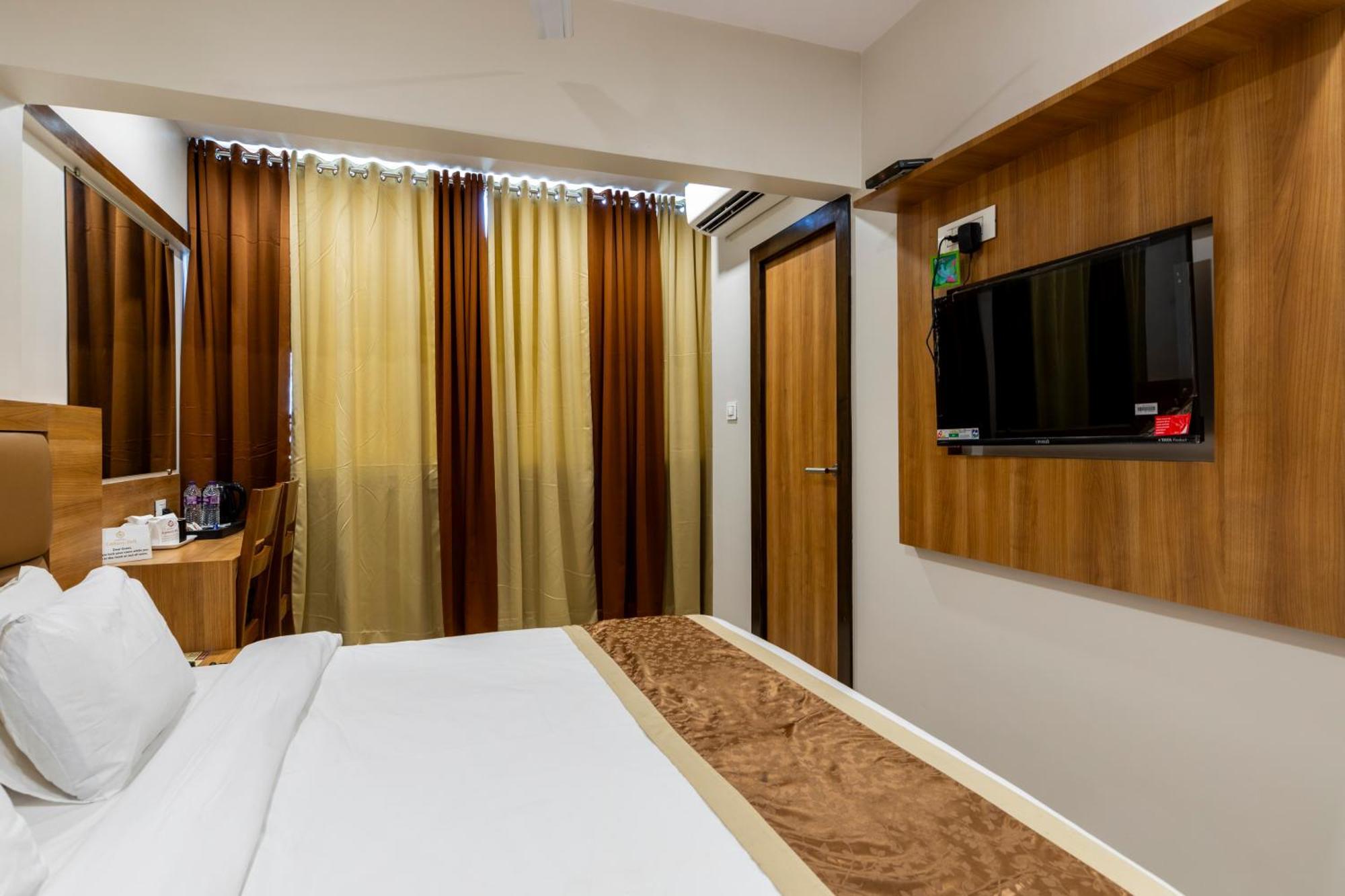 Hotel Embassy Park - Bkc Mumbai Luaran gambar