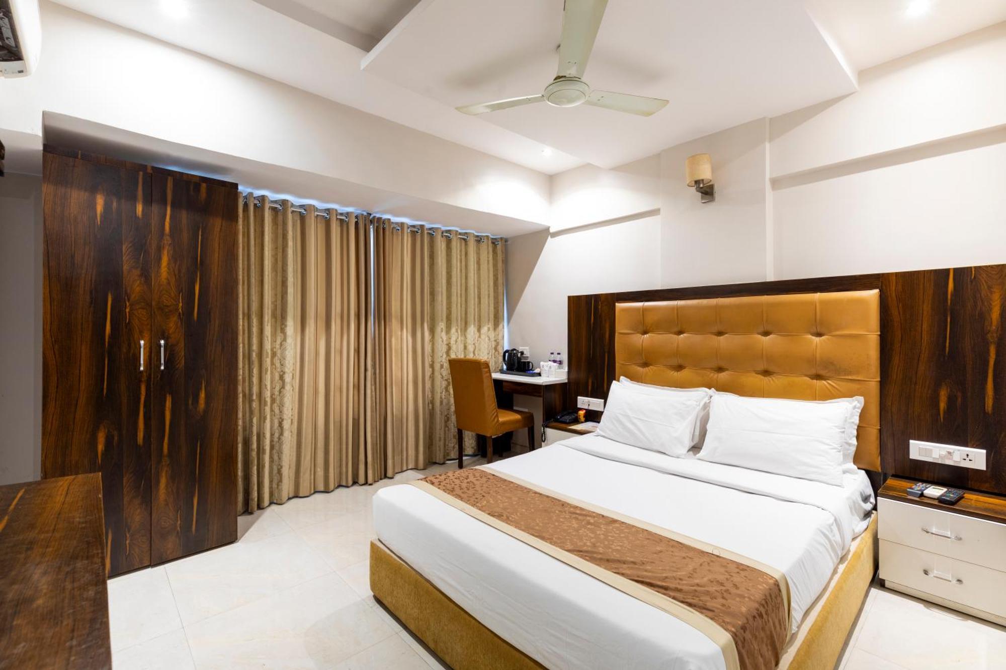 Hotel Embassy Park - Bkc Mumbai Luaran gambar