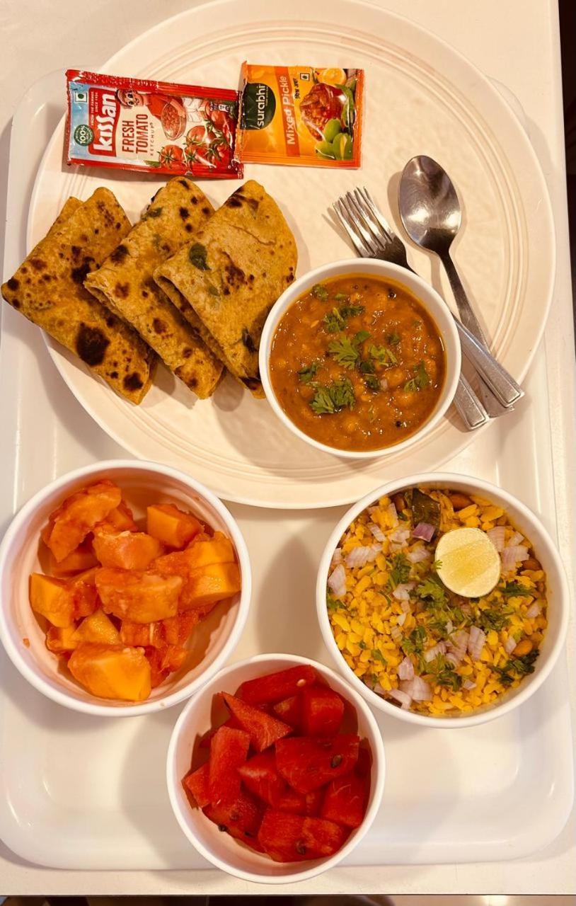 Hotel Embassy Park - Bkc Mumbai Luaran gambar